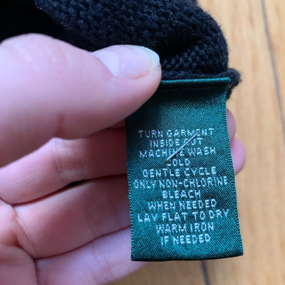 Fancy Ralph Lauren Sweater - Picture 6 of 6